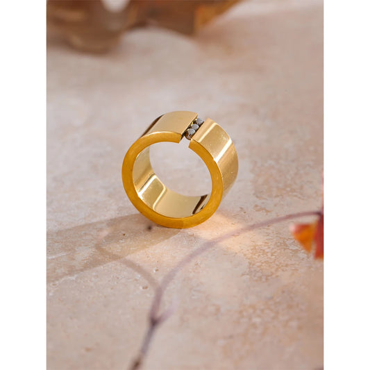 Eva Gold Chunky Ring
