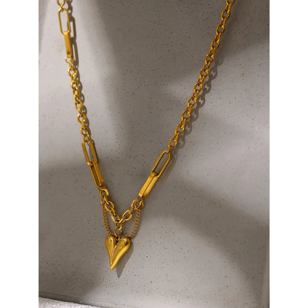 Rosa Chunky Heart Pendant Necklace