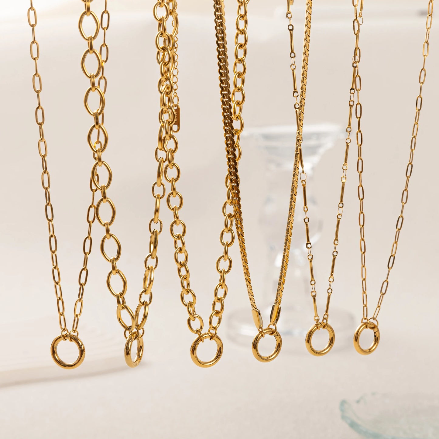 Gold Loop Chain Clasp Pendant Necklace 45cm