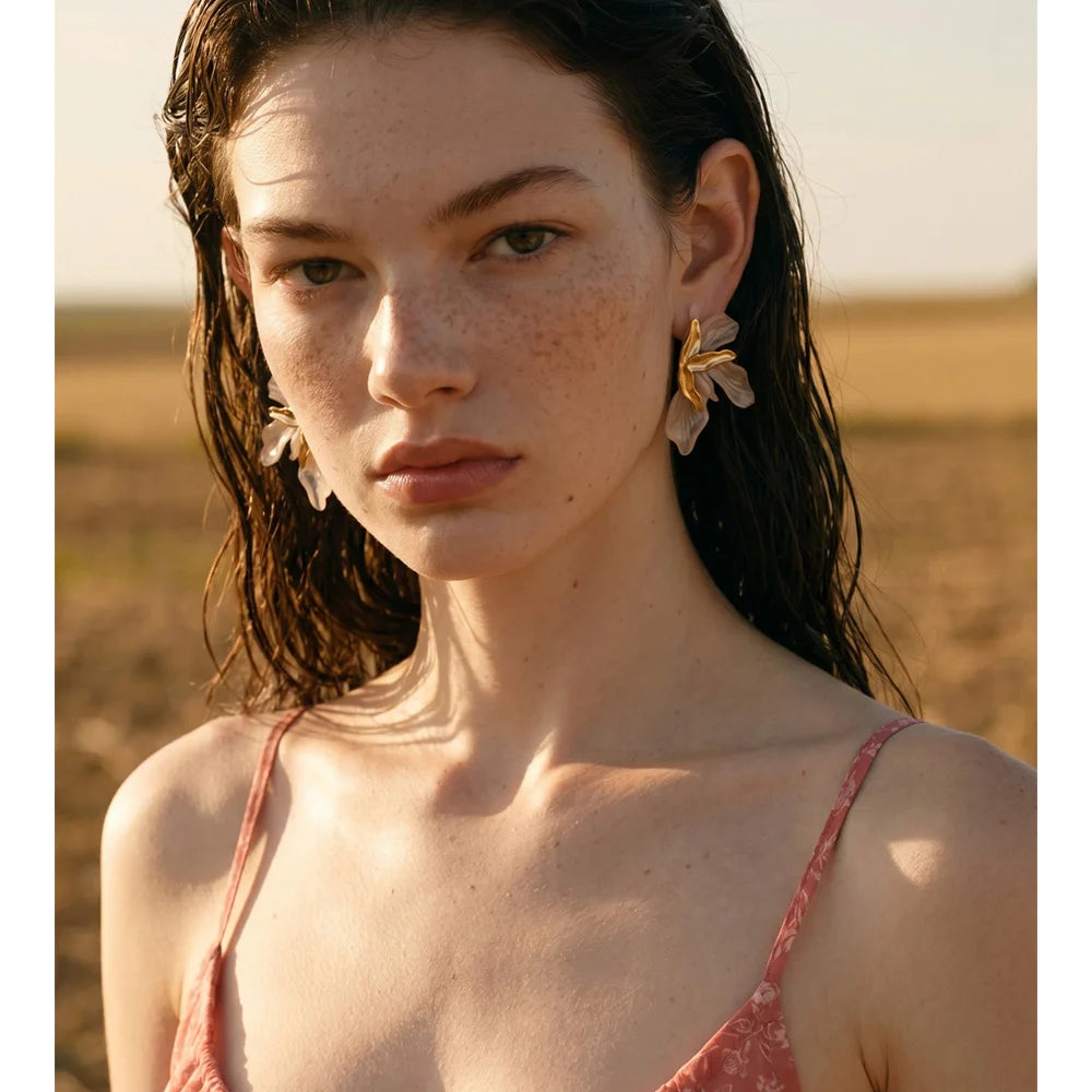 Elle Gold and Resin Flower Earrings