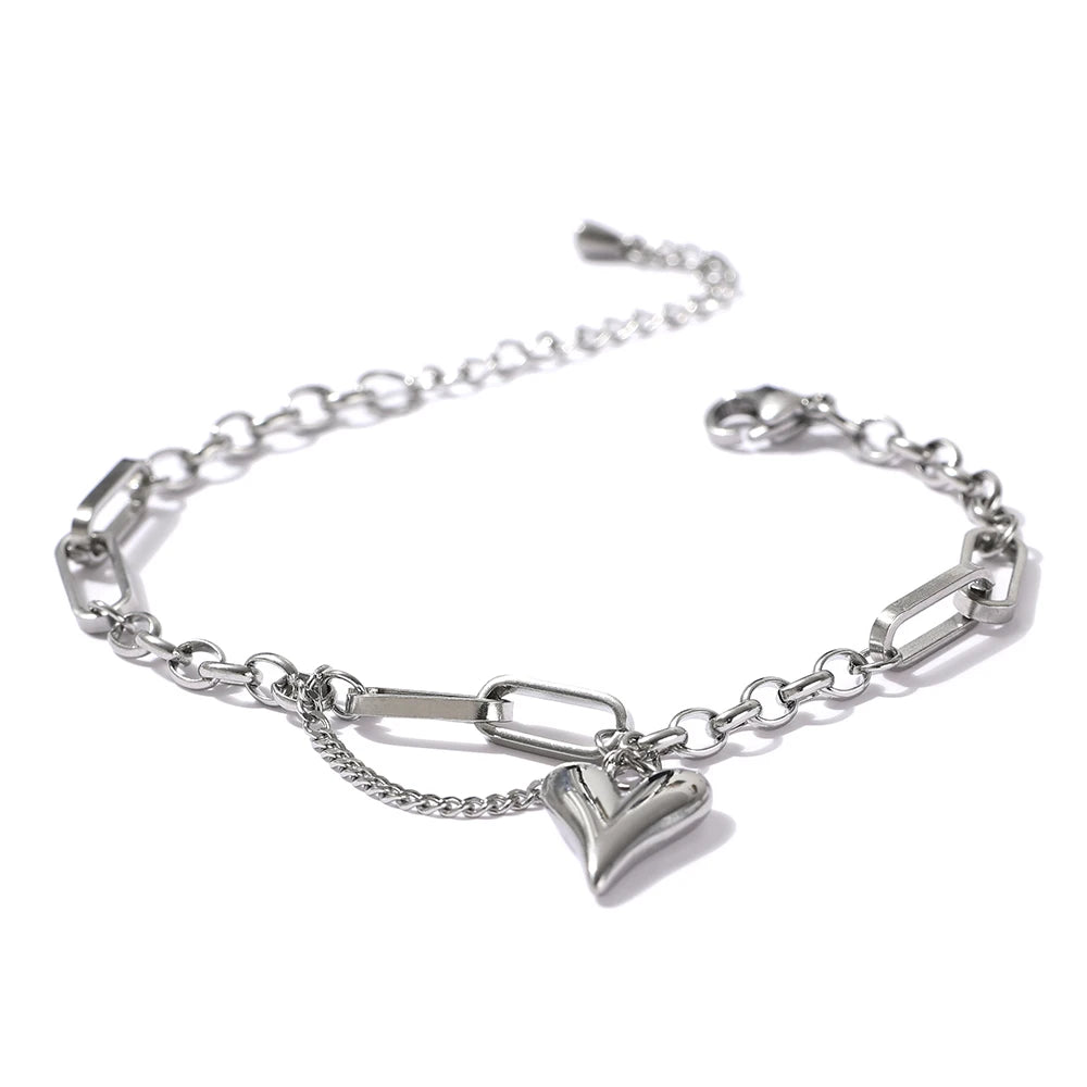 Rosa Chunky Heart Pendant Necklace